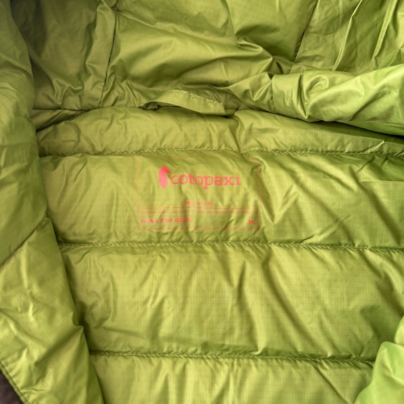 NWOT Cotopaxi Fuego Down Hooded Jacket - Picture 9 of 9
